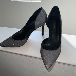 Sparkling closed toed heels